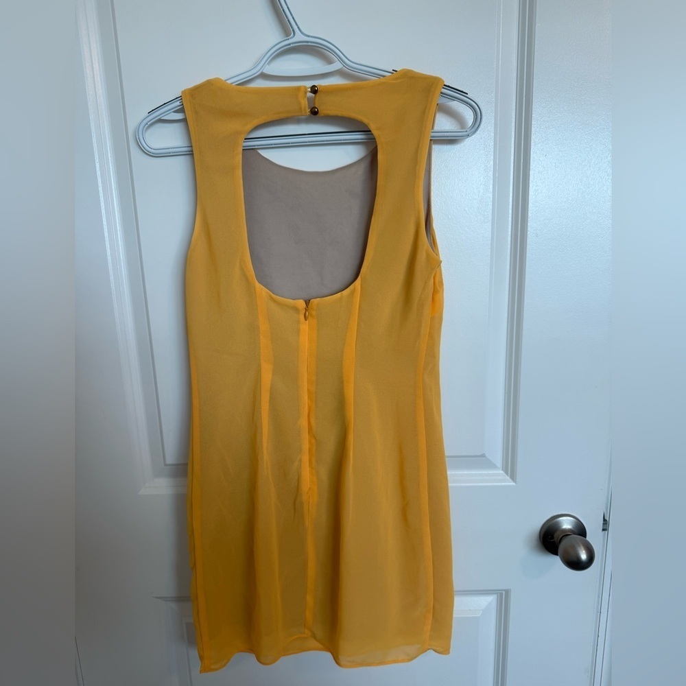 Gianni Bini Yellow Dress Size XS - Picture 3 of 3